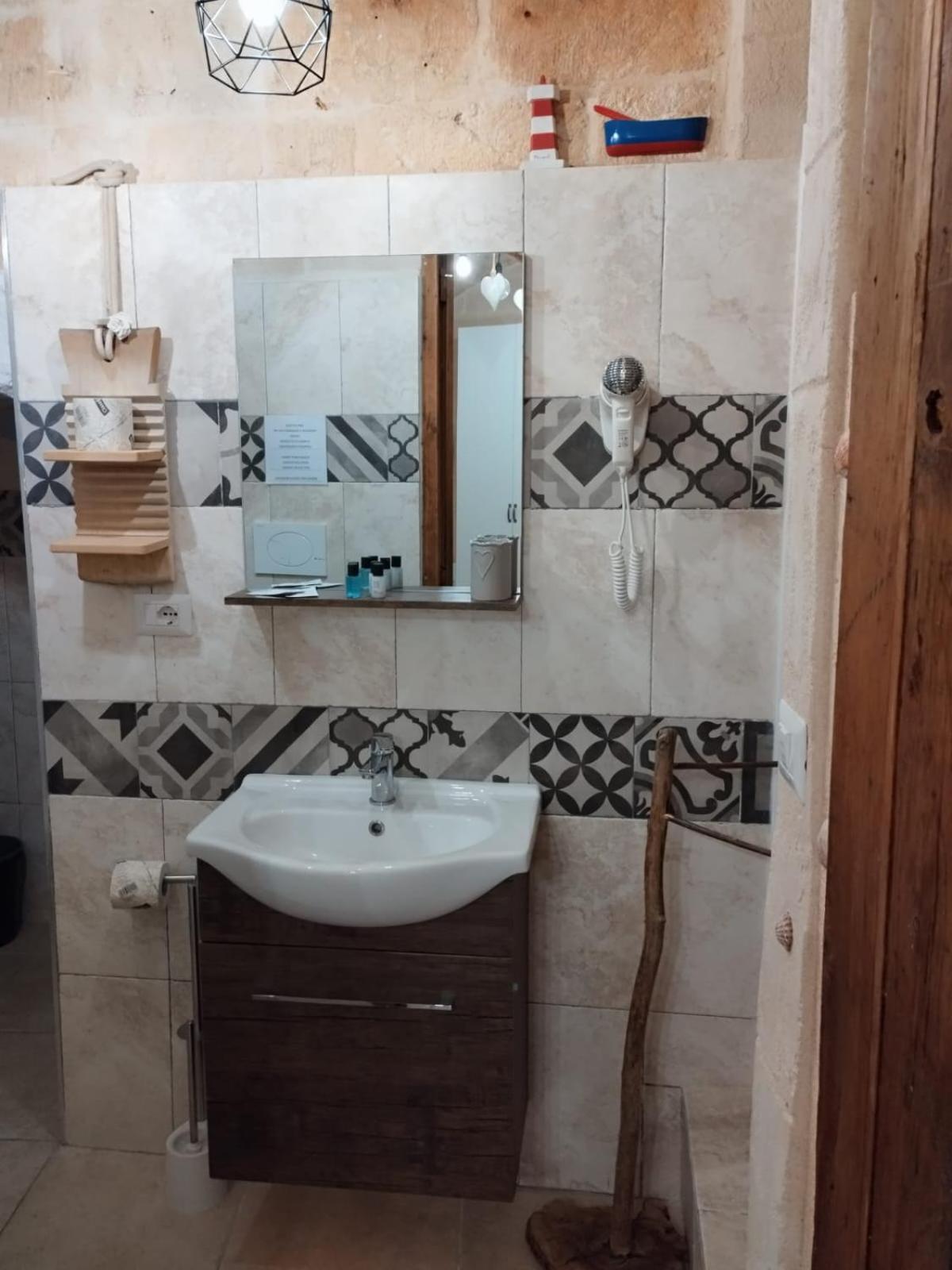 Dimora Don Camillo Apartment Monopoli Ngoại thất bức ảnh